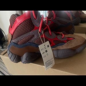 COPY - Brand new yeezys